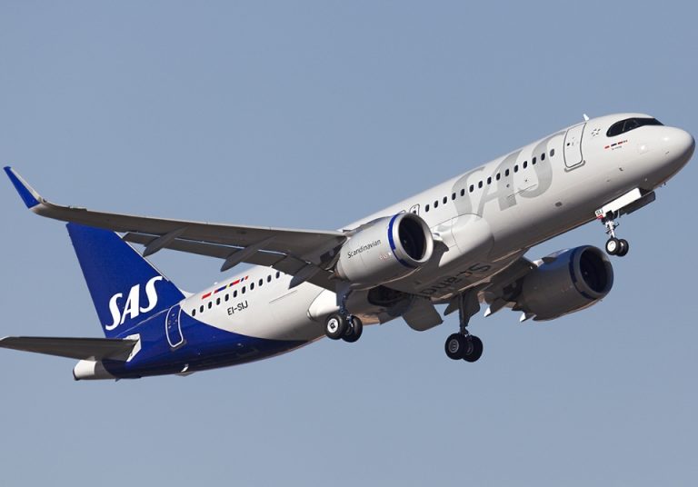 Airlines SAS (960 x 670 px)