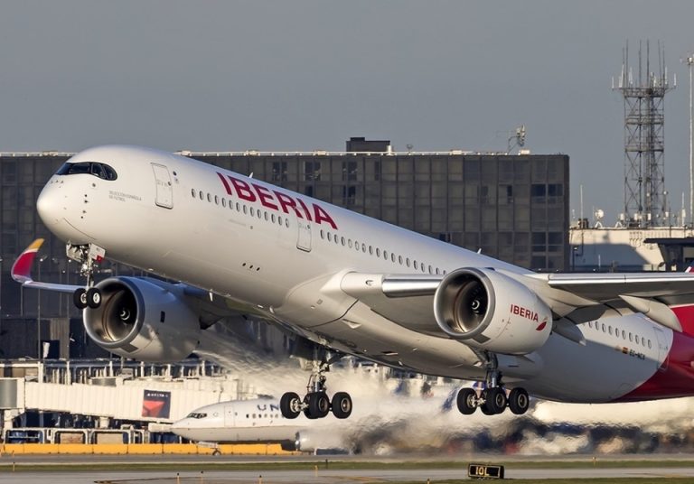 SAT-Travel.-Aviones-IB-960-x-670-px.jpg